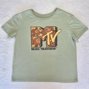 MTV Grapic Tee Floral Letters Light Green Short Sleeve size Large